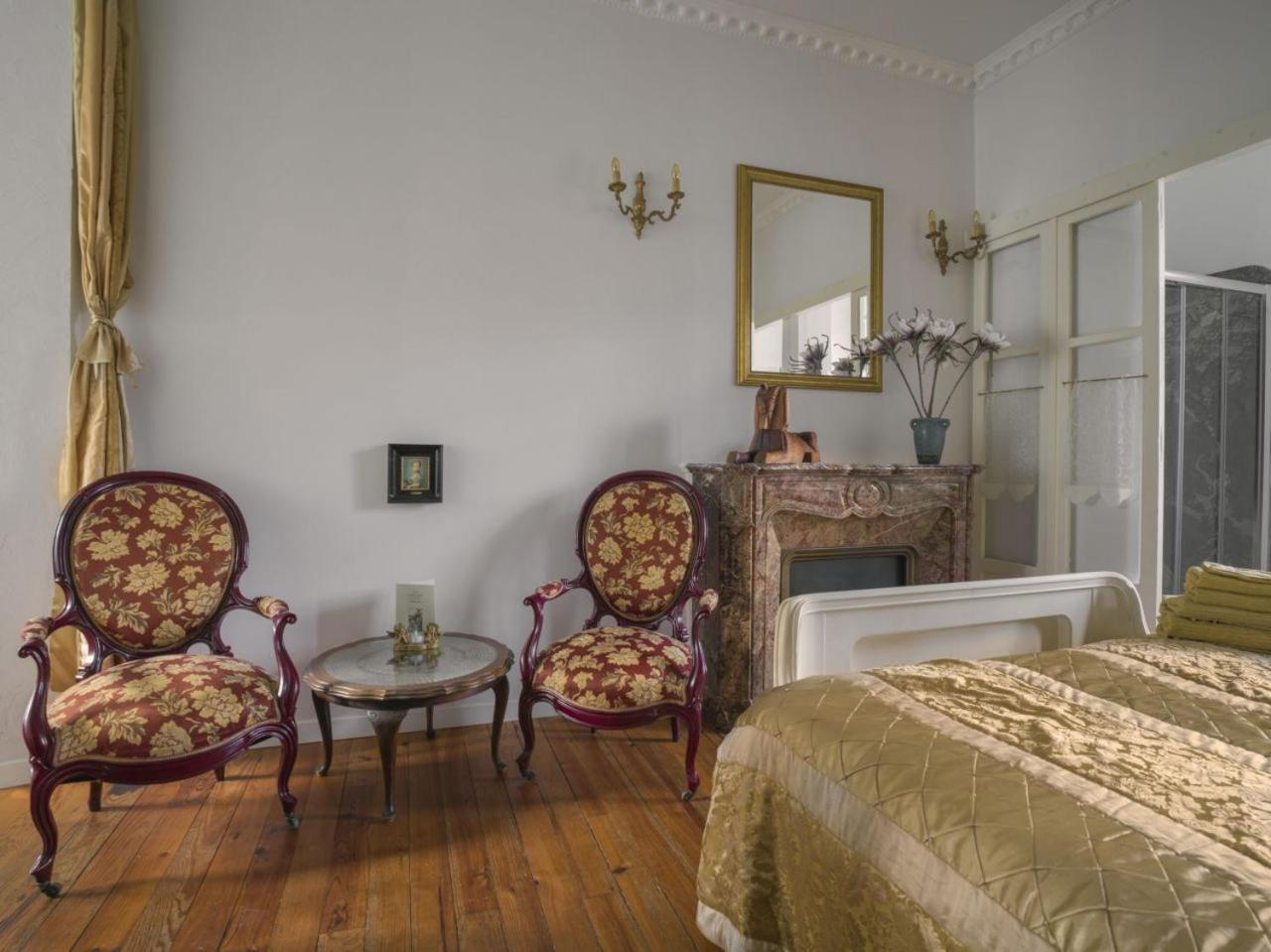 Petit Chateau Laborde Room photo